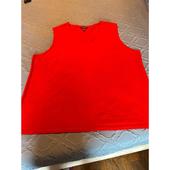NWOT EILEEN FISHER Woman Red Sleeveless 100% Merino Wool Sweater SZ 3X - Picture 2 of 3